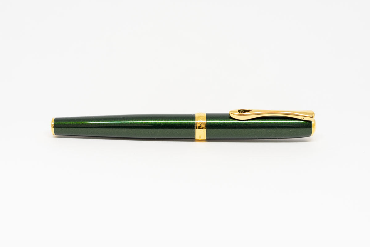 DIPLOMAT Excellence A2 Fountain Pen - Evergreen/Gold – Phidon Pens